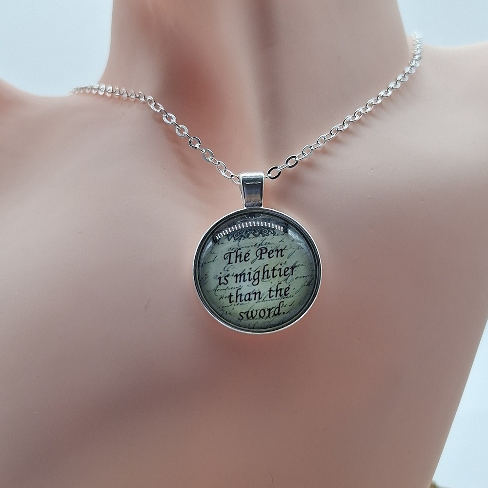 🎁Inspirational Quote Necklace FREE with Bundle Purchase